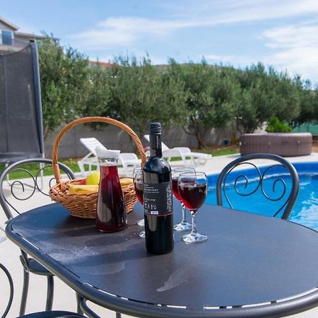 Villa Initium,Heated Pool All Season Trogir Dış mekan fotoğraf