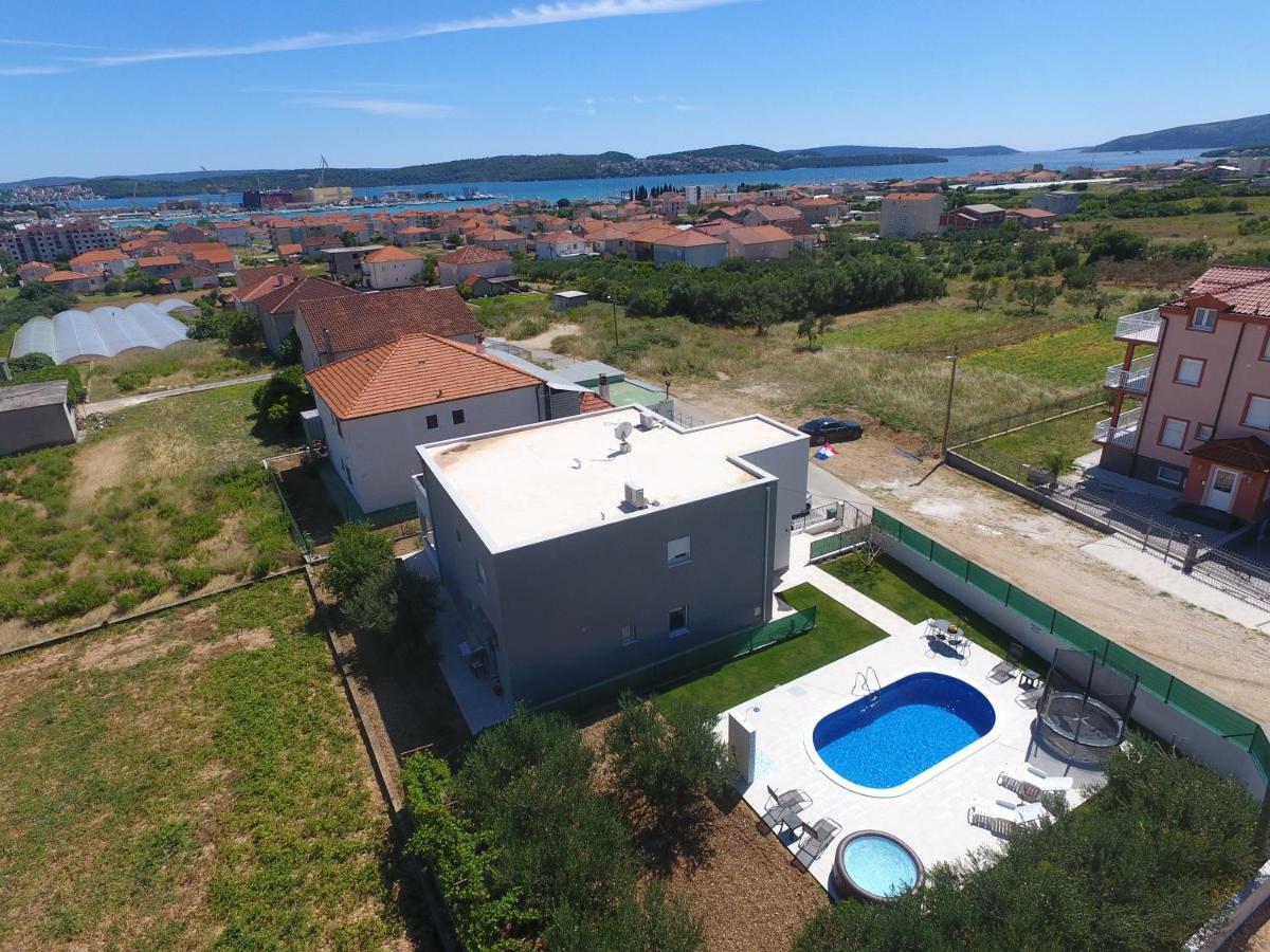 Villa Initium,Heated Pool All Season Trogir Dış mekan fotoğraf
